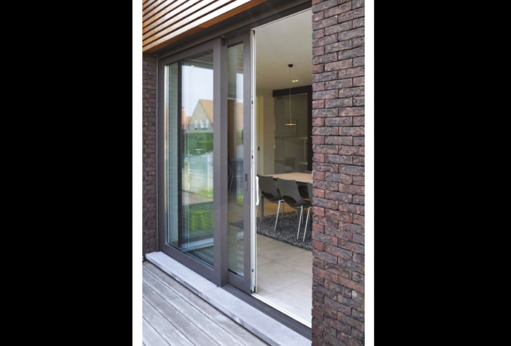Terrassen-Schiebeturen-aus-Polen-Visoglide-Aluminium-ALIPLAST-Fensterhersteller-Hebeschiebeturen-TUR-PLAST-fur-Hanower